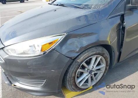 2017 Ford Focus Se z USA, uszkodzony, nr VIN 1FADP3F25HL237574